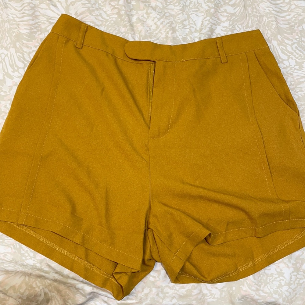 Large shorts mustard color shein